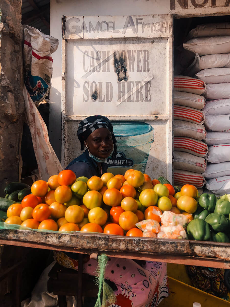 Gambia Straat Kraam Food Lady