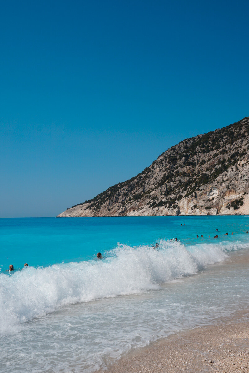 Kefalonia Myrthos Beach golven